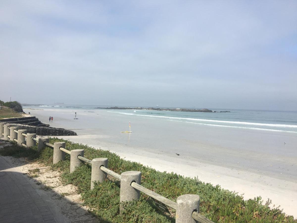 2Whitewaters Bloubergstrand Homestay 外观 照片