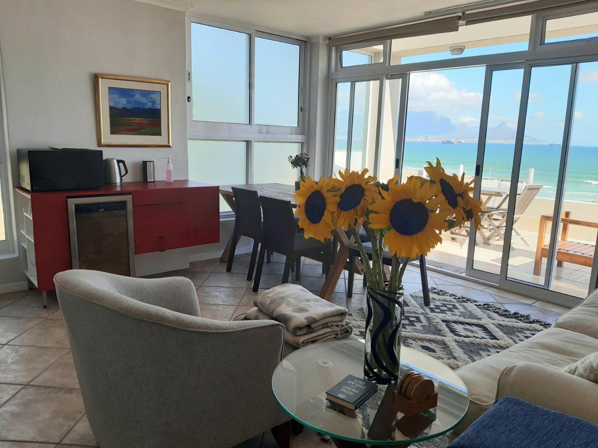 2Whitewaters Bloubergstrand Homestay 外观 照片